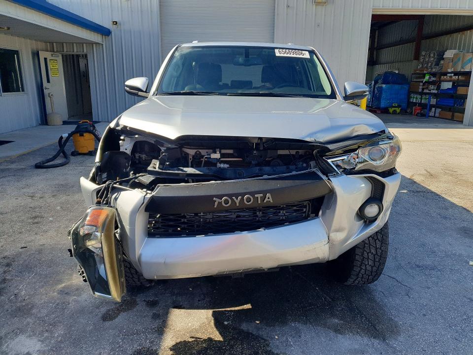 Продаж на аукціоні авто 2018 Toyota 4runner, vin: JTEBU5JR7J5576708, номер лоту: 65689806