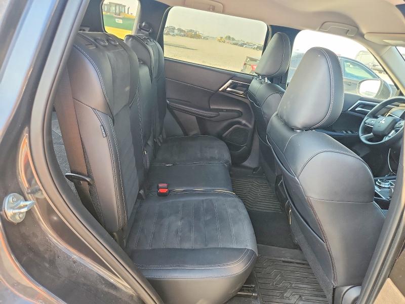 63842716 :رقم المزاد ، JA4J4VA81RZ060589 vin ، 2024 Mitsubishi Outlander مزاد بيع