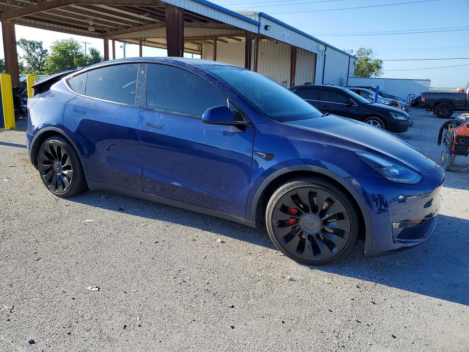 2022 Tesla Model Y მანქანა იყიდება აუქციონზე, vin: 7SAYGDEF7NF516001, აუქციონის ნომერი: 64219866
