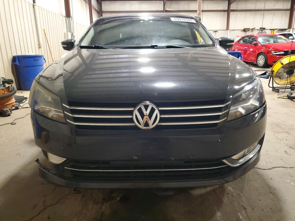 Продажа на аукционе авто 2015 Volkswagen Passat, vin: 1VWBT7A32FC106536, номер лота: 63018346
