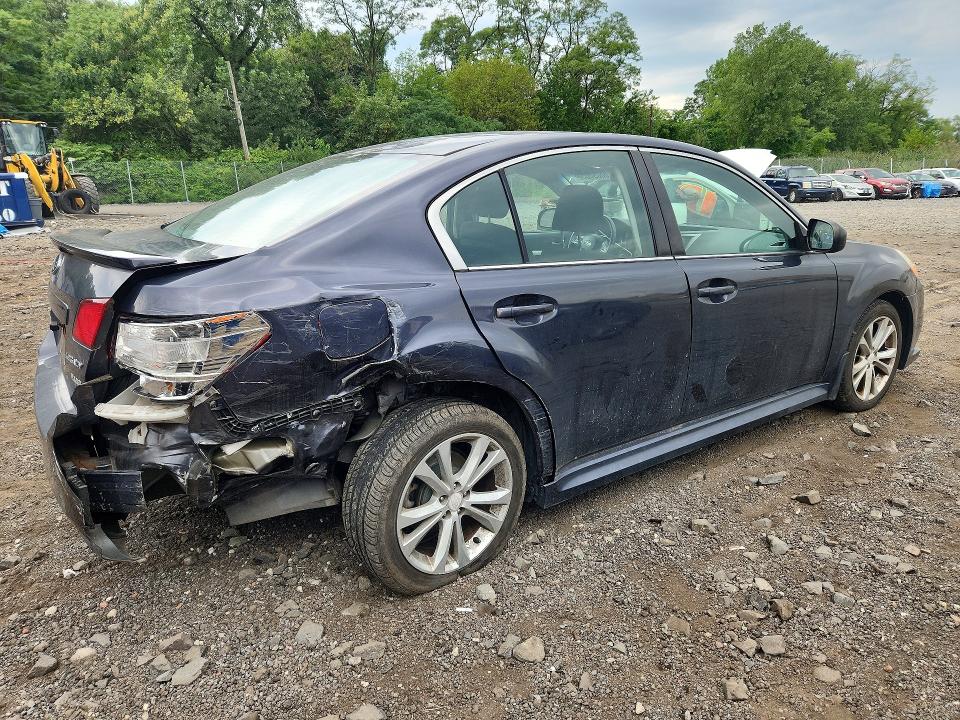 66098056 :رقم المزاد ، 4S3BMBC63D3039856 vin ، 2013 Subaru Legacy مزاد بيع