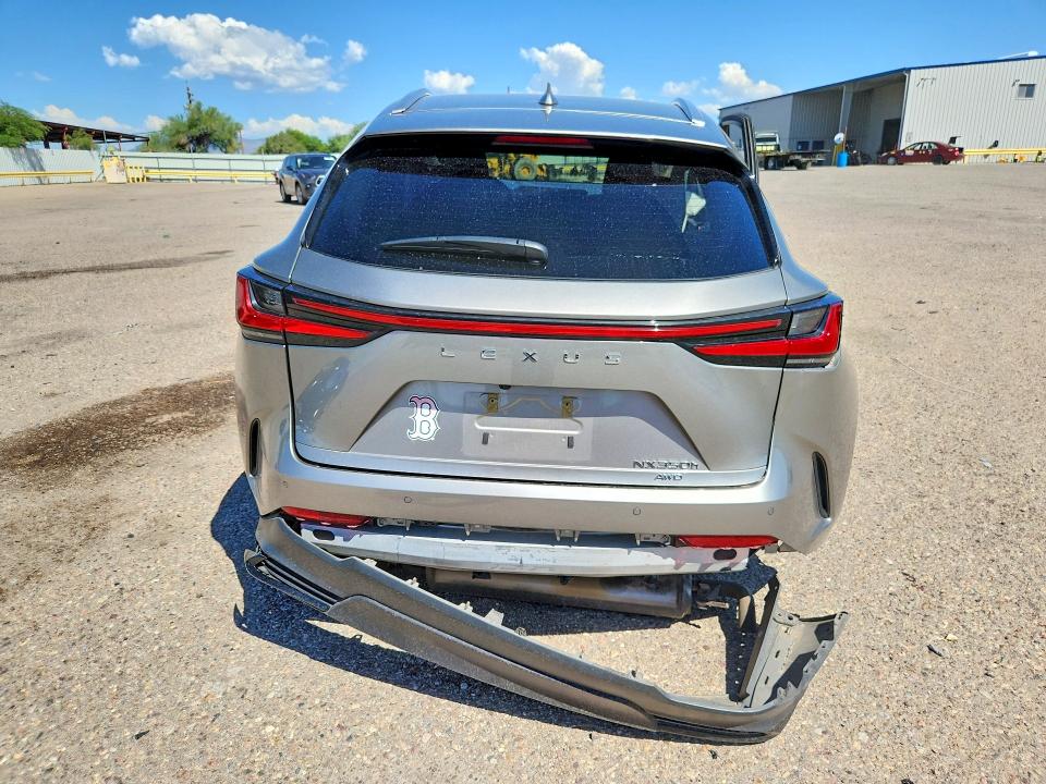 Продажа на аукционе авто 2022 Lexus Nx, vin: 2T2GKCEZ8NC003156, номер лота: 66211646