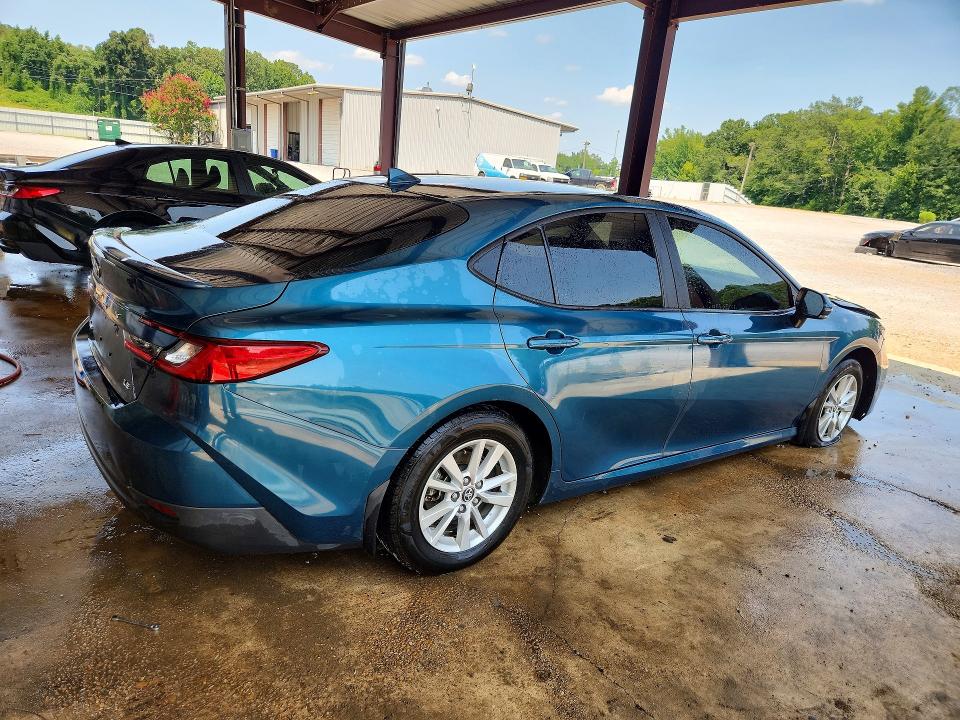 Продажа на аукционе авто 2025 Toyota Camry, vin: 4T1DAACK8SU073352, номер лота: 63651206