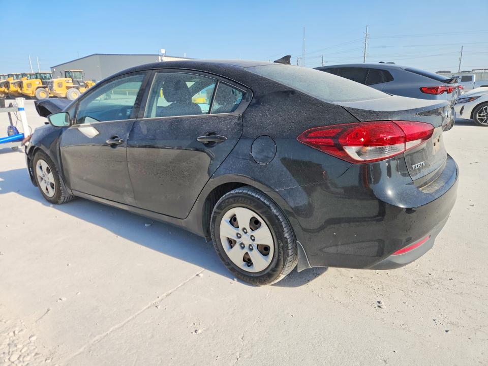 64340666 :رقم المزاد ، 3KPFK4A77JE284436 vin ، 2018 Kia Forte مزاد بيع