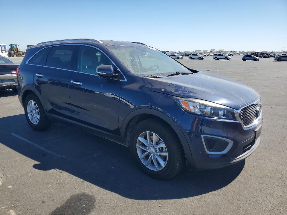 Продажа на аукционе авто 2017 Kia Sorento, vin: 5XYPG4A3XHG214784, номер лота: 63242026
