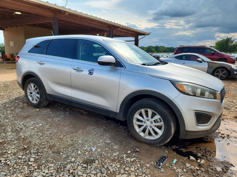 64068566 :رقم المزاد ، 5XYPG4A36JG345068 vin ، 2018 Kia Sorento مزاد بيع