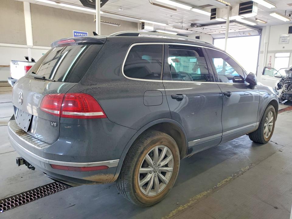 Продажа на аукционе авто 2015 Volkswagen Touareg, vin: WVGEF9BP3FD005483, номер лота: 65937686