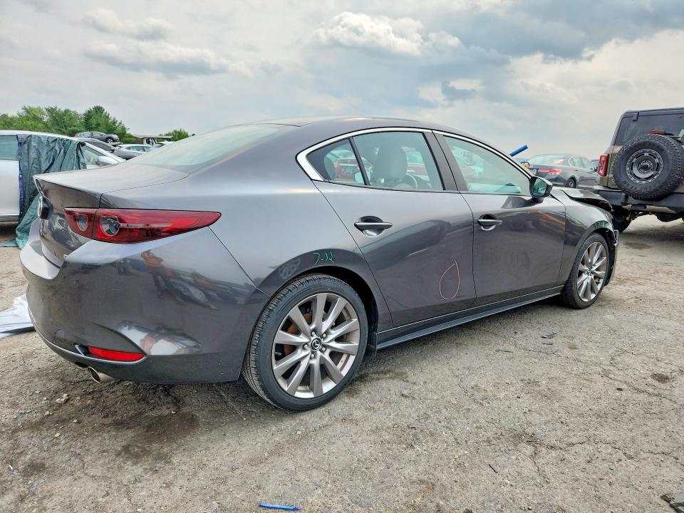 64414226 :رقم المزاد ، 3MZBPAAL3KM111139 vin ، 2019 Mazda 3 مزاد بيع