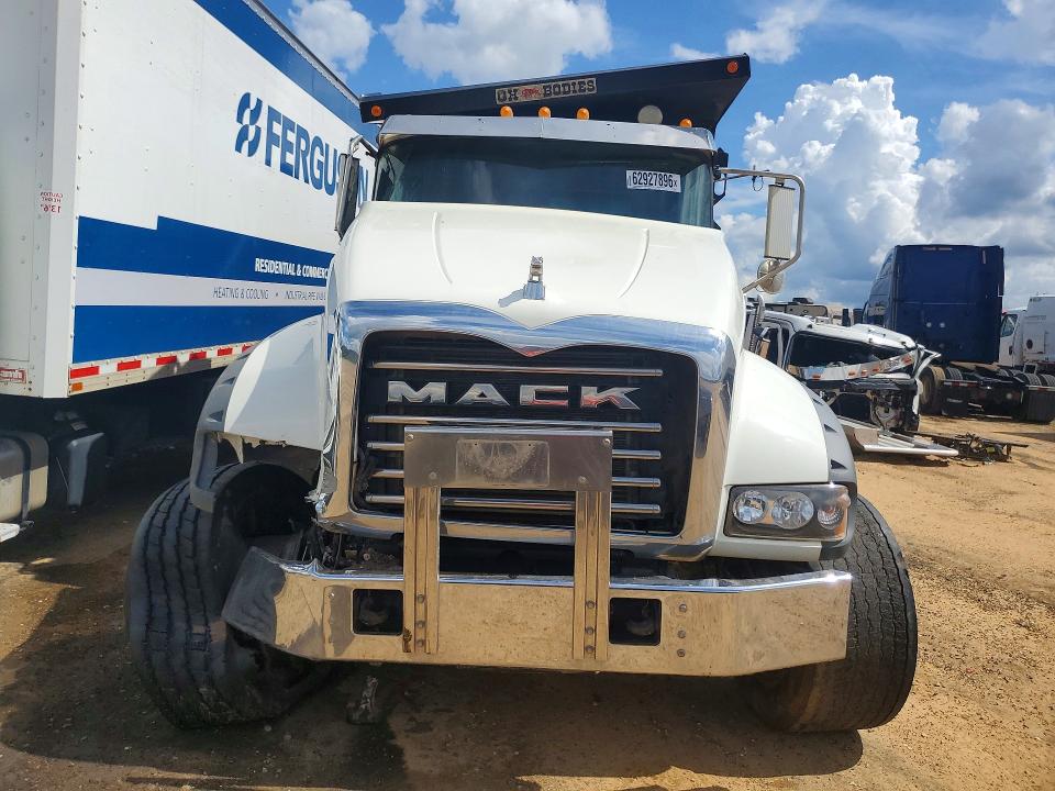 62927896 :رقم المزاد ، 1M2GR4GC6MM023790 vin ، 2021 Mack Granite مزاد بيع