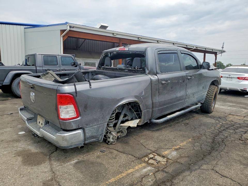 Продажа на аукционе авто 2021 Ram 1500, vin: 1C6RRFFG4MN600010, номер лота: 64325996