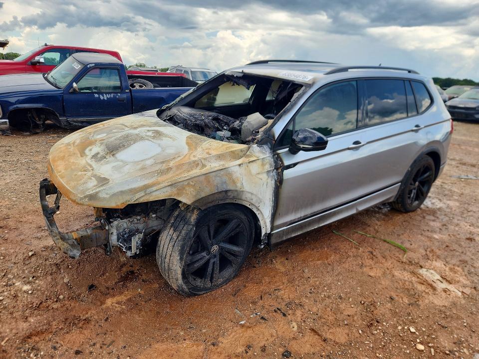 2023 Volkswagen Tiguan მანქანა იყიდება აუქციონზე, vin: 3VVCB7AX4PM130853, აუქციონის ნომერი: 63854876