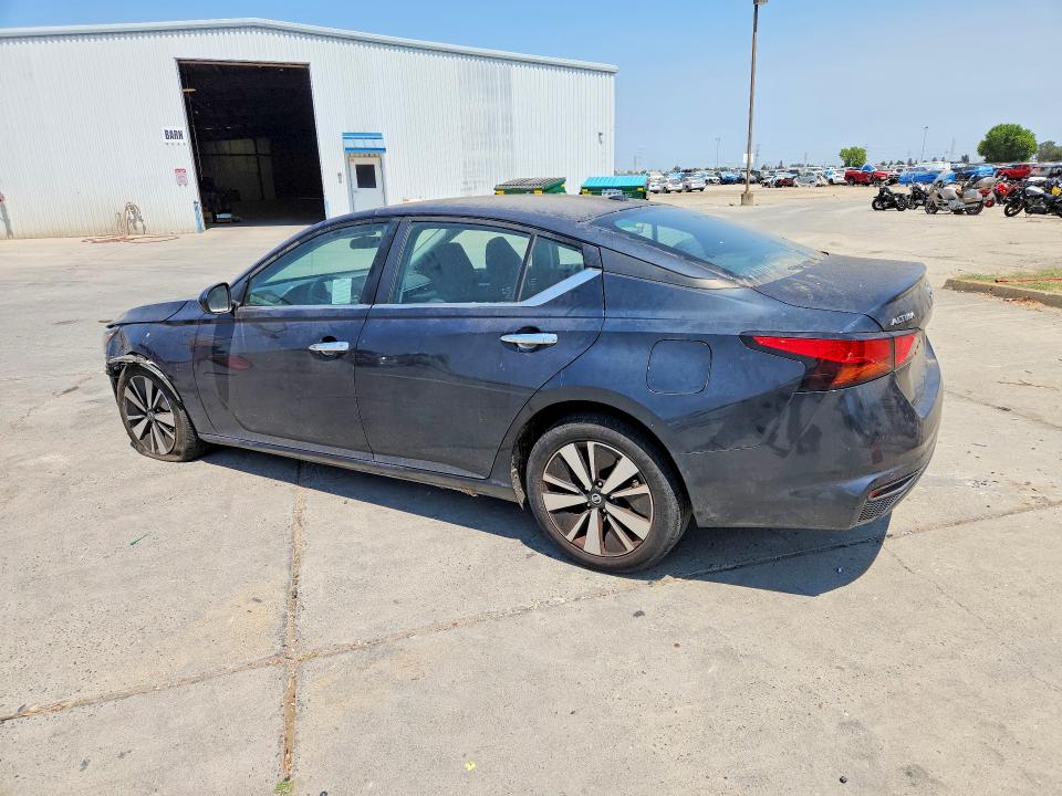 63891436 :رقم المزاد ، 1N4BL4DV0NN363640 vin ، 2022 Nissan Altima مزاد بيع