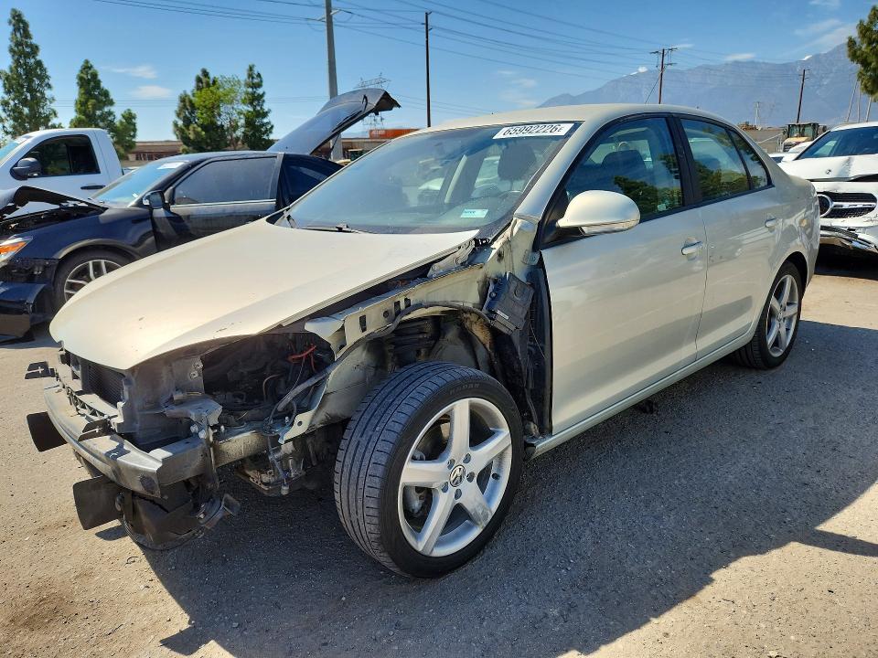 Продаж на аукціоні авто 2010 Volkswagen Jetta, vin: 3VWAZ7AJXAM107191, номер лоту: 65992226