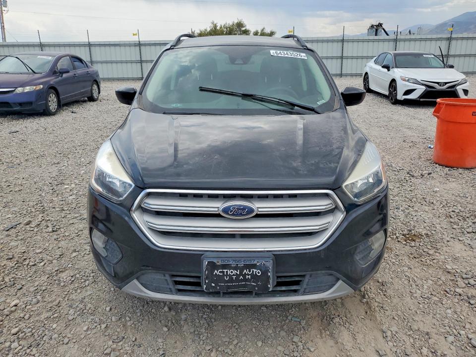 2018 Ford Escape მანქანა იყიდება აუქციონზე, vin: 1FMCU9GD3JUC11651, აუქციონის ნომერი: 64343526