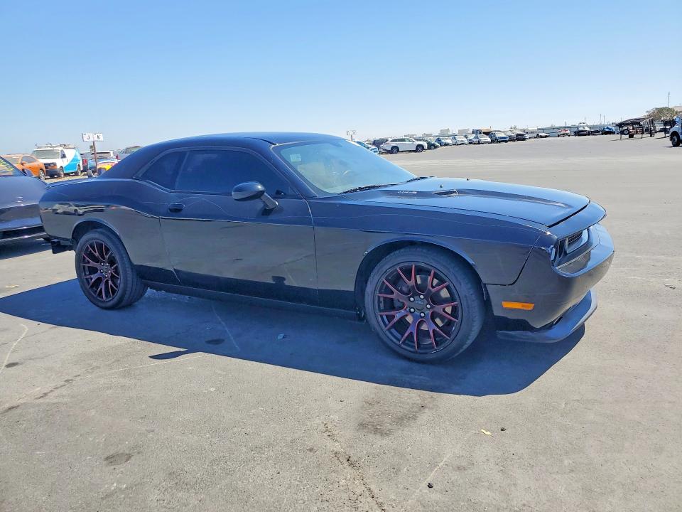 2013 Dodge Challenger მანქანა იყიდება აუქციონზე, vin: 2C3CDYBT2DH612617, აუქციონის ნომერი: 63642796