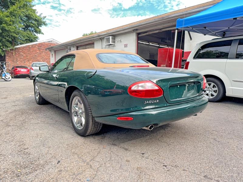 1999 Jaguar Xk8 მანქანა იყიდება აუქციონზე, vin: SAJGX2049XC038524, აუქციონის ნომერი: 64196686