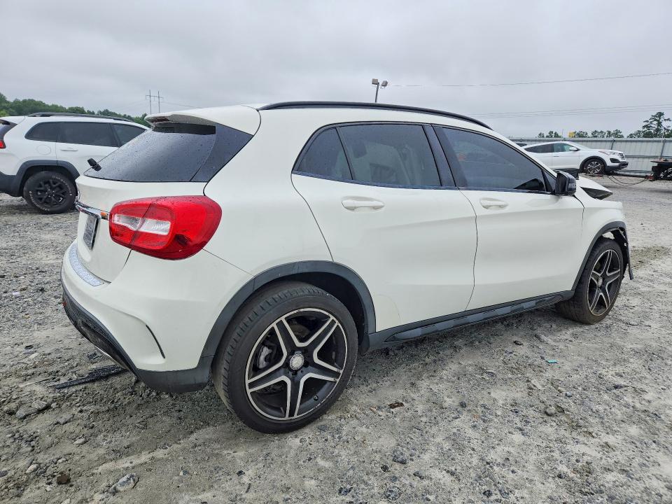 63994196 :رقم المزاد ، WDCTG4EB7HJ329398 vin ، 2017 Mercedes-benz Gla مزاد بيع