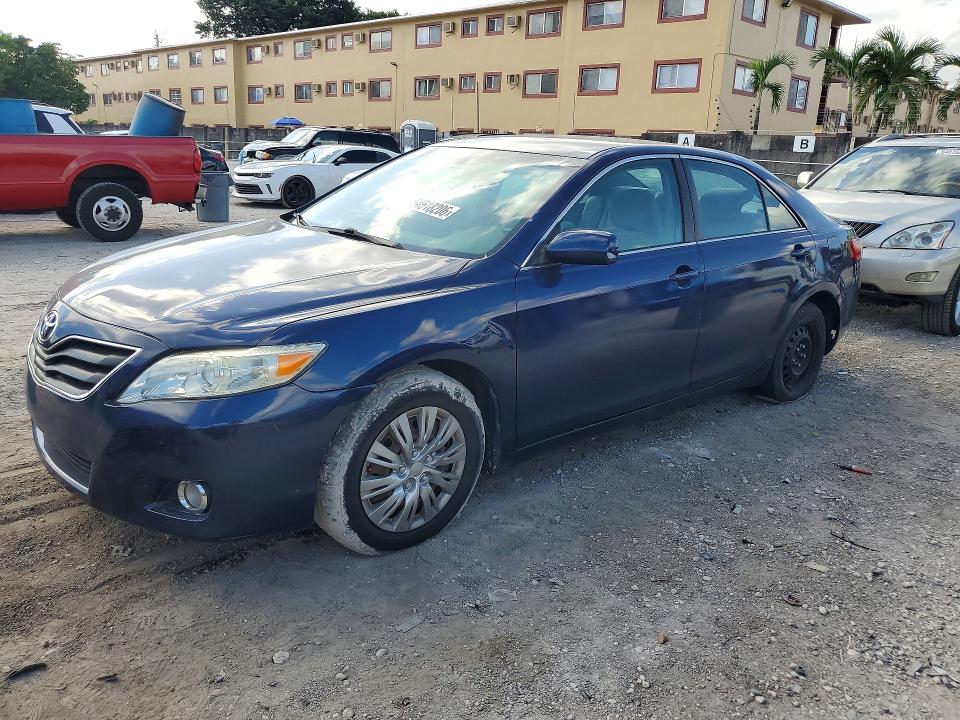 2010 Toyota Camry მანქანა იყიდება აუქციონზე, vin: 4T4BF3EK7AR005078, აუქციონის ნომერი: 64518206