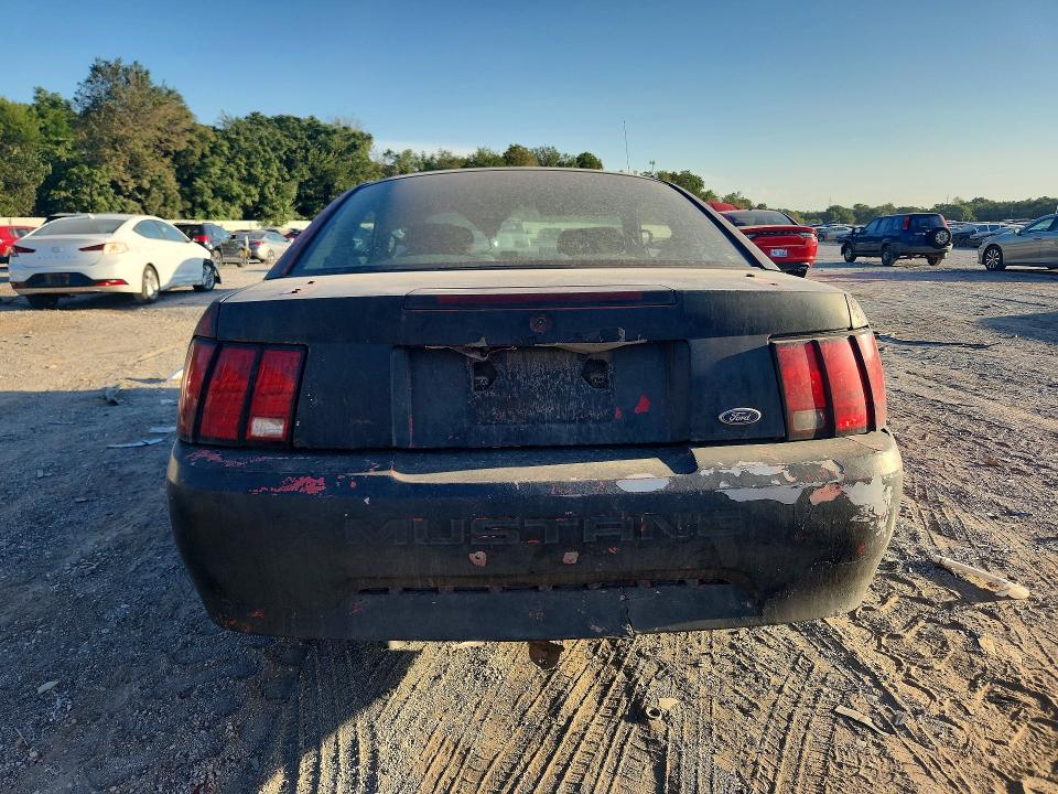 65444756 :رقم المزاد ، 1FAFP40492F112186 vin ، 2002 Ford Mustang مزاد بيع