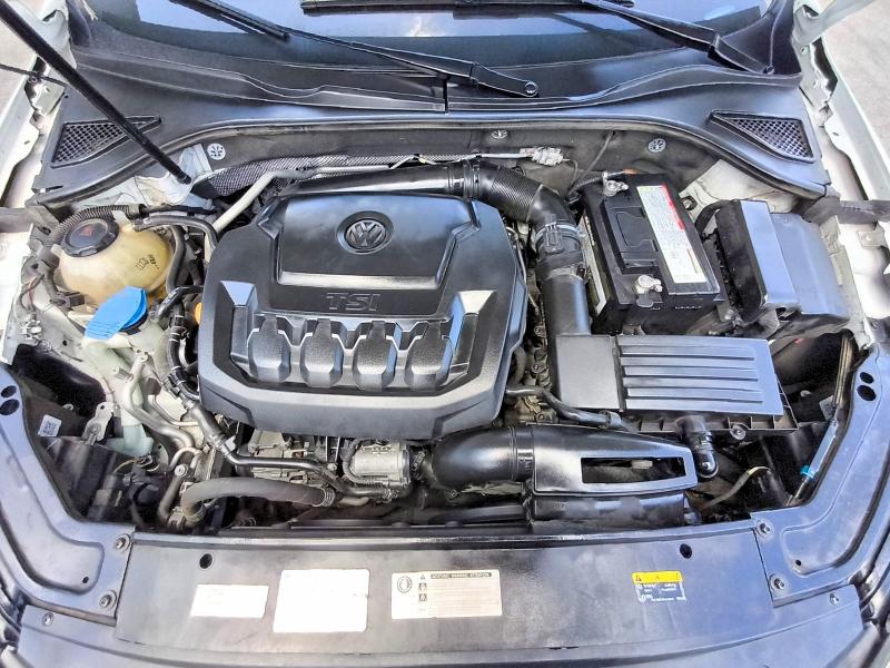 64641586 :رقم المزاد ، 1VWBA7A35JC014948 vin ، 2018 Volkswagen Passat مزاد بيع