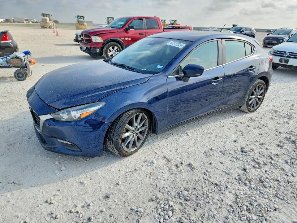 Aukcja sprzedaży 2018 Mazda 3, vin: 3MZBN1L39JM266456, numer aukcji: 63770526