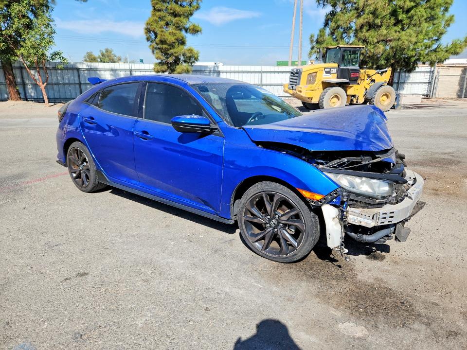 66576646 :رقم المزاد ، SHHFK7H44HU202744 vin ، 2017 Honda Civic مزاد بيع