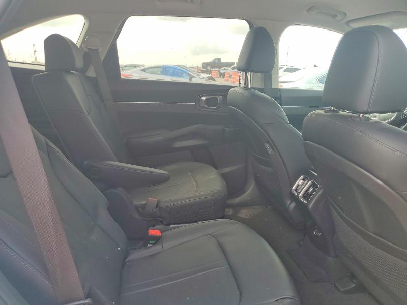 Продаж на аукціоні авто 2025 Kia Sorento, vin: KNDRHDJG7S5336835, номер лоту: 64241056