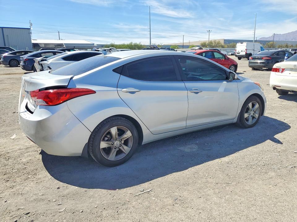 Продаж на аукціоні авто 2013 Hyundai Elantra, vin: KMHDH4AE3DU955932, номер лоту: 65403306