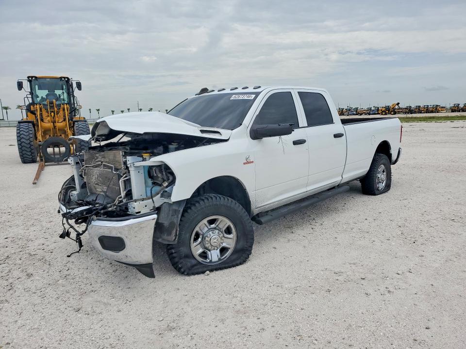 62673746 :رقم المزاد ، 3C6UR5HLXPG536793 vin ، 2023 Ram 2500 مزاد بيع
