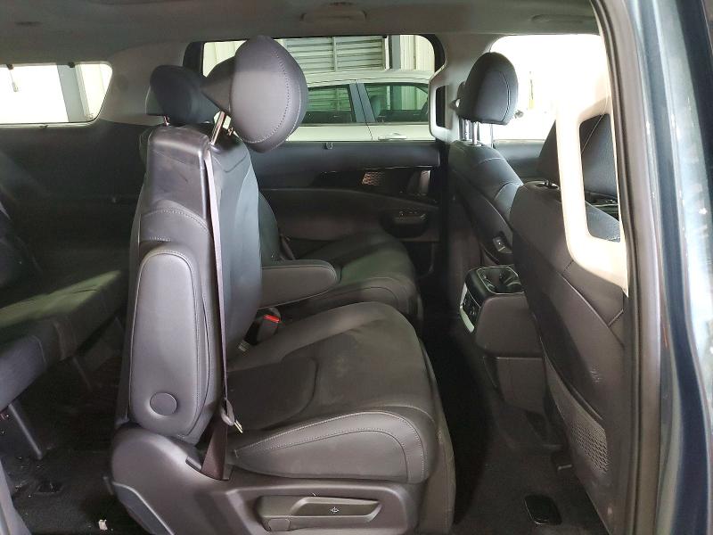 Aukcja sprzedaży 2026 Kia Carnival, vin: KNDNE5K30T6582677, numer aukcji: 64111576