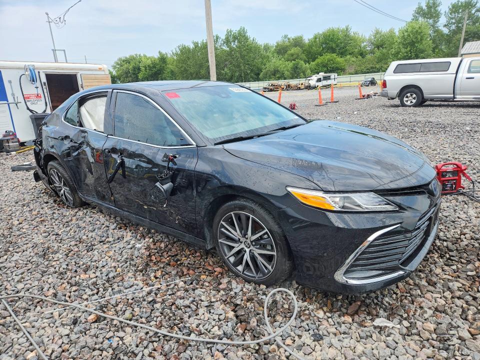 Продаж на аукціоні авто 2022 Toyota Camry, vin: 4T1F31AK7NU588143, номер лоту: 63940256