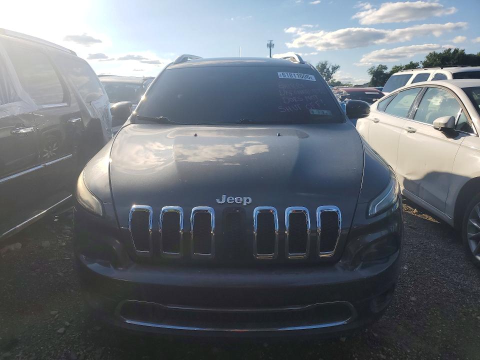 61811006 :رقم المزاد ، 1C4PJMDS8FW527966 vin ، 2015 Jeep Cherokee مزاد بيع