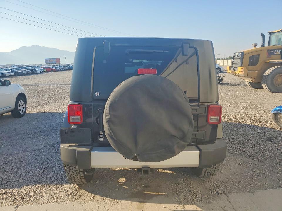 63569976 :رقم المزاد ، 1J4HA5H12AL228988 vin ، 2010 Jeep Wrangler Unlimited مزاد بيع