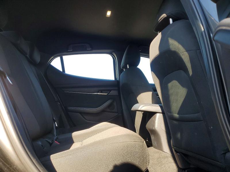 66019816 :رقم المزاد ، JM1BPAK76N1519950 vin ، 2022 Mazda 3 مزاد بيع