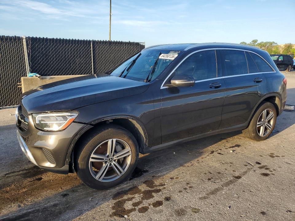 64260136 :رقم المزاد ، W1N0G8DB4LF779273 vin ، 2020 Mercedes-benz Glc مزاد بيع