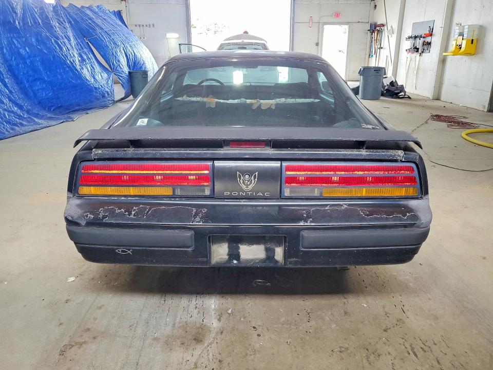 Продажа на аукционе авто 1988 Pontiac Firebird, vin: 1G2FS21E1JL239703, номер лота: 63780816