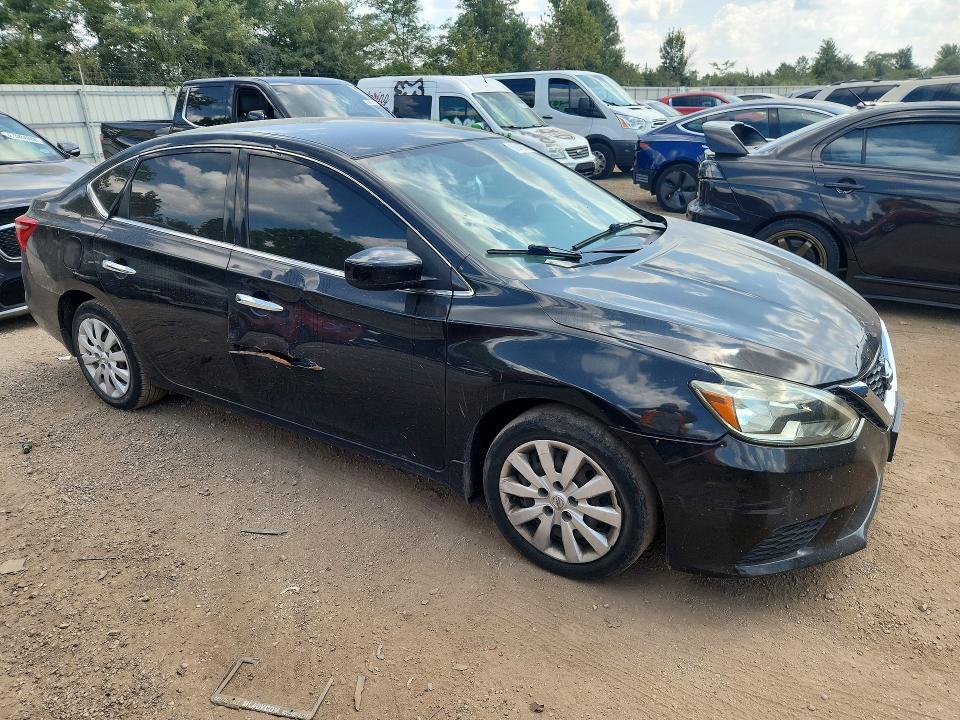 2018 Nissan Sentra მანქანა იყიდება აუქციონზე, vin: 3N1AB7AP9JY305655, აუქციონის ნომერი: 66949076
