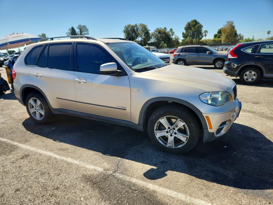 65872846 :رقم المزاد ، 5UXZV4C59D0G50721 vin ، 2013 Bmw X5 مزاد بيع