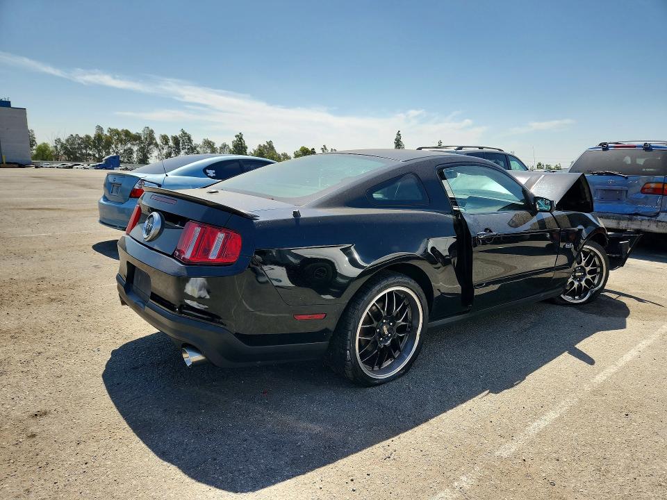 2011 Ford Mustang მანქანა იყიდება აუქციონზე, vin: 1ZVBP8CF0B5157565, აუქციონის ნომერი: 64407276
