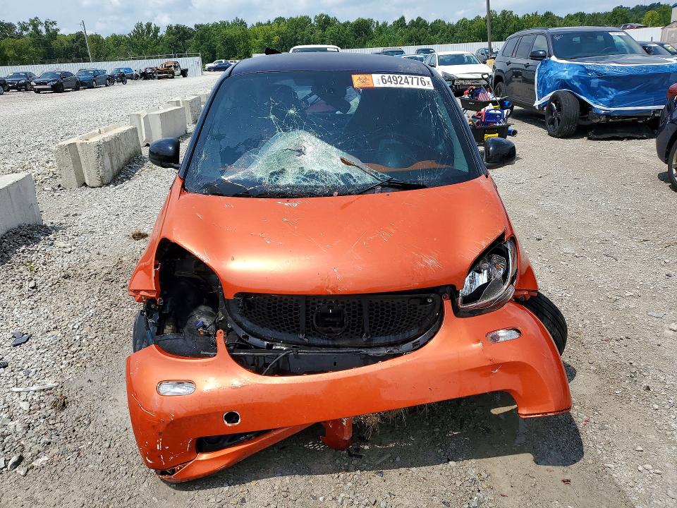 Aukcja sprzedaży 2016 Smart Eq Fortwo, vin: WMEFJ5DA5GK055745, numer aukcji: 64924776
