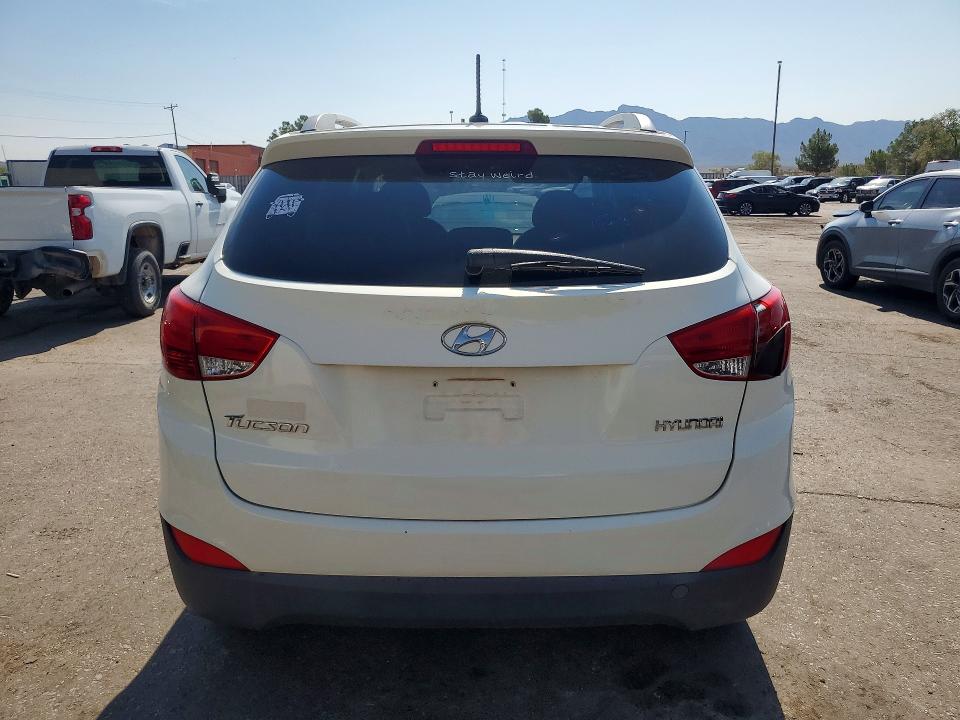 2010 Hyundai Tucson მანქანა იყიდება აუქციონზე, vin: KM8JU3AC9AU096395, აუქციონის ნომერი: 63884106