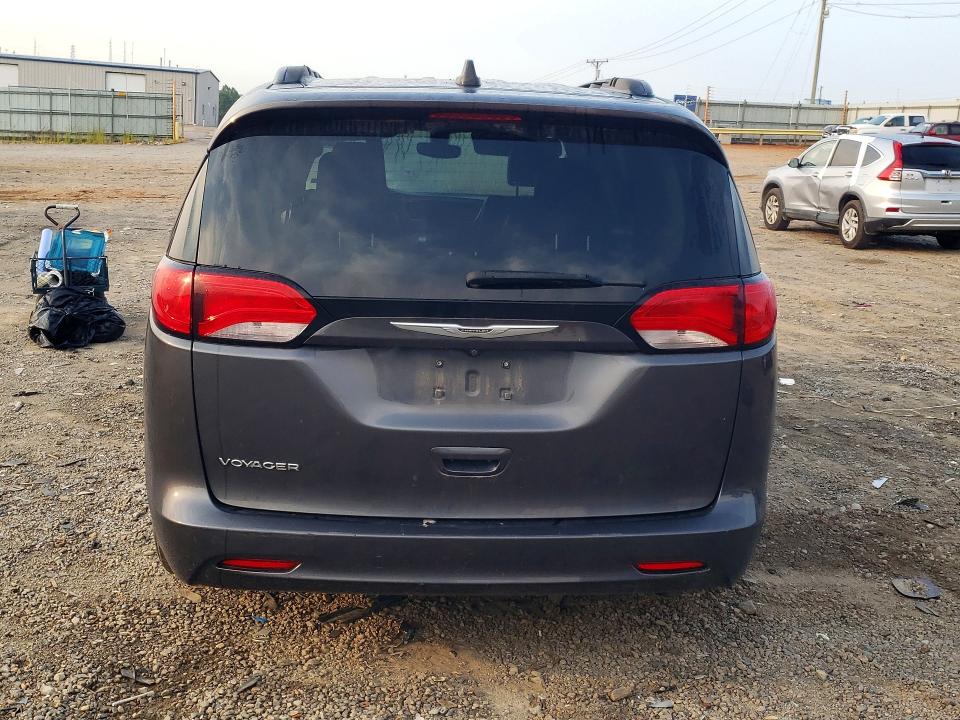 64100676 :رقم المزاد ، 2C4RC1DG5MR539463 vin ، 2021 Chrysler Voyager مزاد بيع
