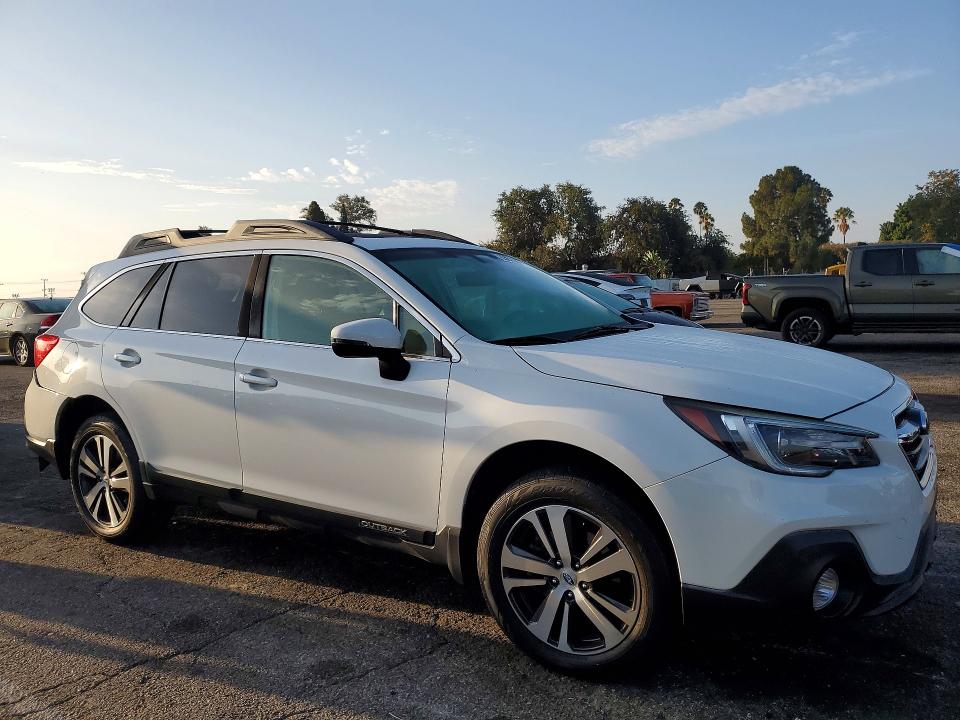 63871686 :رقم المزاد ، 4S4BSANC5K3385645 vin ، 2019 Subaru Outback مزاد بيع