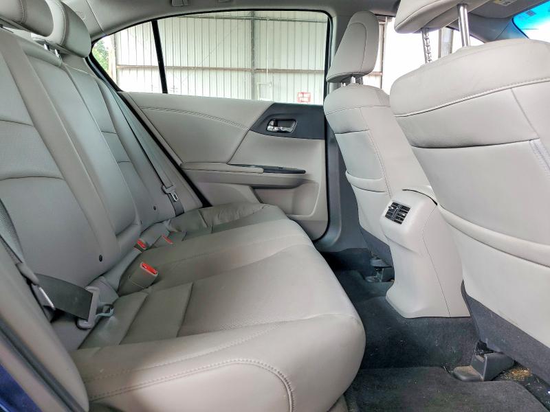 Продажа на аукционе авто 2017 Honda Accord, vin: 1HGCR2F85HA112196, номер лота: 63998716