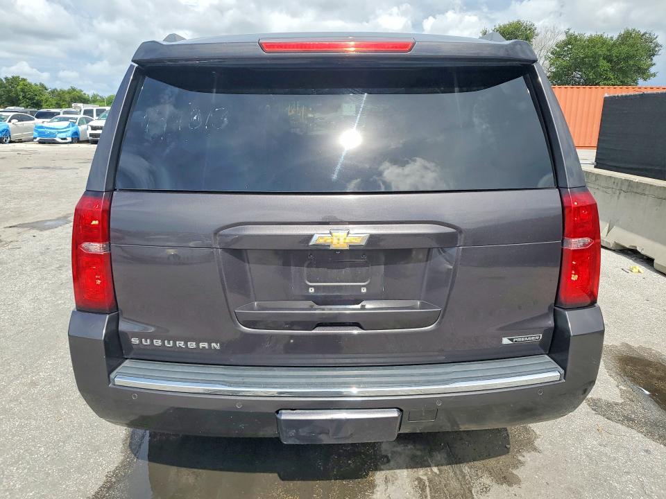 2017 Chevrolet Suburban მანქანა იყიდება აუქციონზე, vin: 1GNSKJKC9HR149313, აუქციონის ნომერი: 64449986