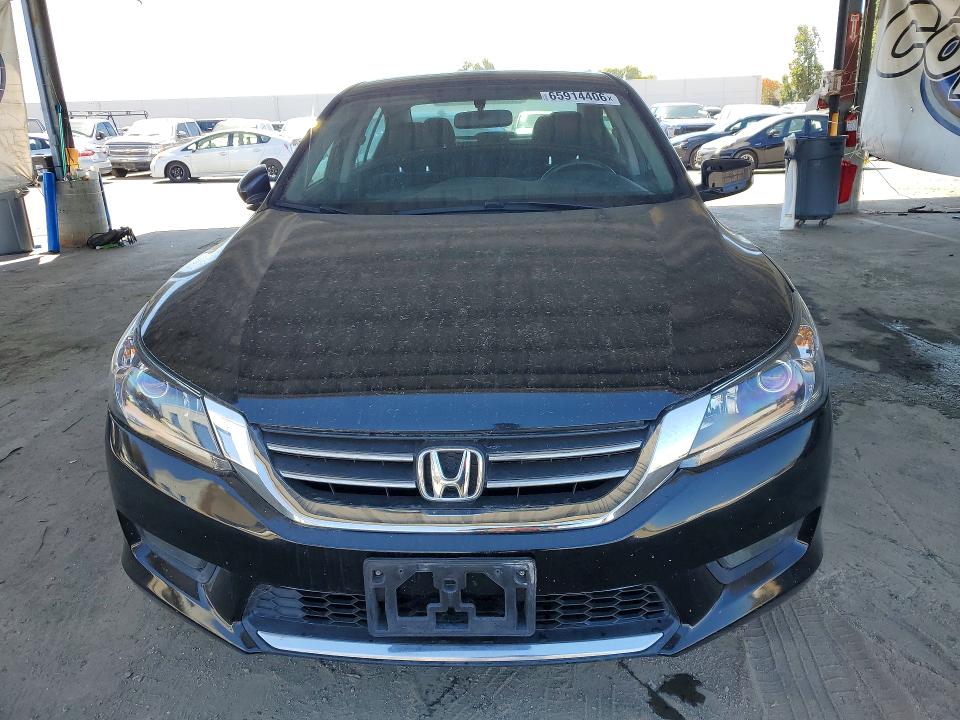 Auction sale of the 2015 Honda Accord, vin: 1HGCR2F56FA255032, lot number: 65914406