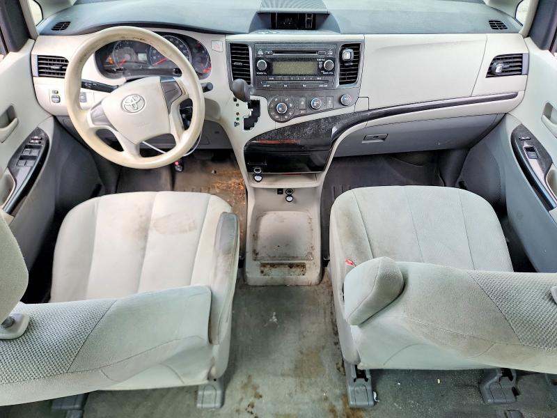 65162206 :رقم المزاد ، 5TDZK3DC0ES409580 vin ، 2014 Toyota Sienna مزاد بيع