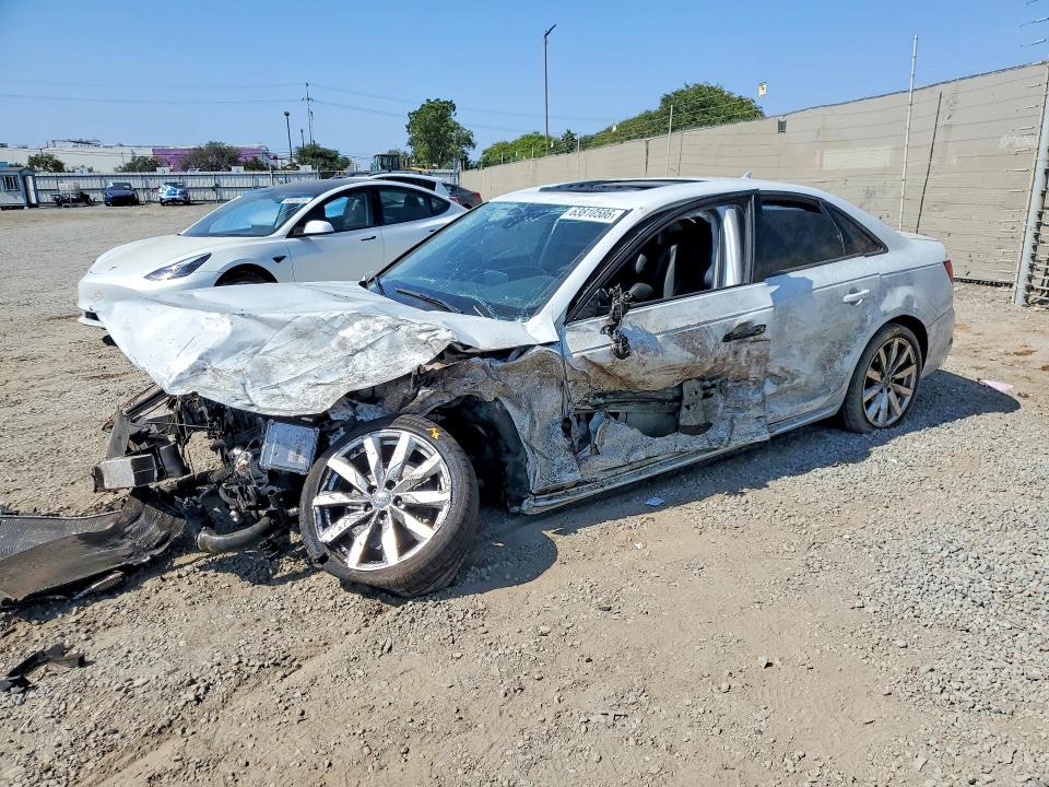 Auction sale of the 2018 Audi A4, vin: WAUKMAF4XJN019783, lot number: 63810586