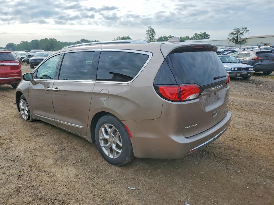 Продажа на аукционе авто 2017 Chrysler Pacifica, vin: 2C4RC1GG3HR747889, номер лота: 63841376