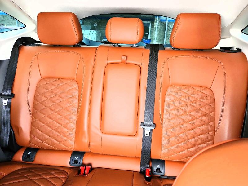 Aukcja sprzedaży 2018 Jaguar E-pace, vin: SADFP2FX3J1Z18086, numer aukcji: 64779826